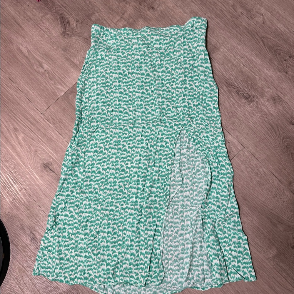 H&M Green & White Patterned Knit Skirt